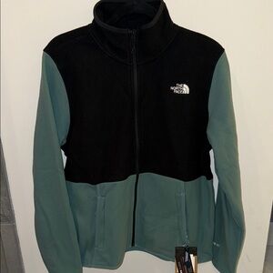 NWT The North Face Alpine 100